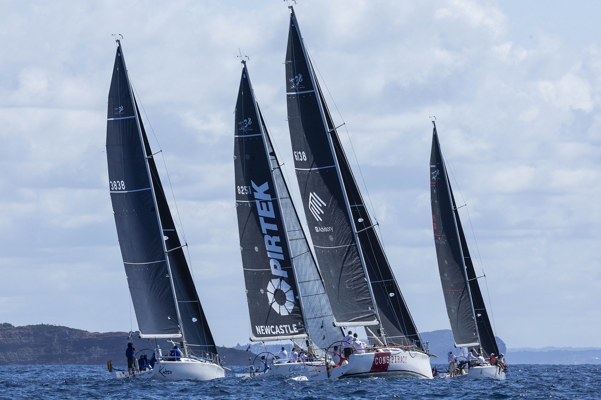 Sydney Harbour Regatta Light touch and patience win points at